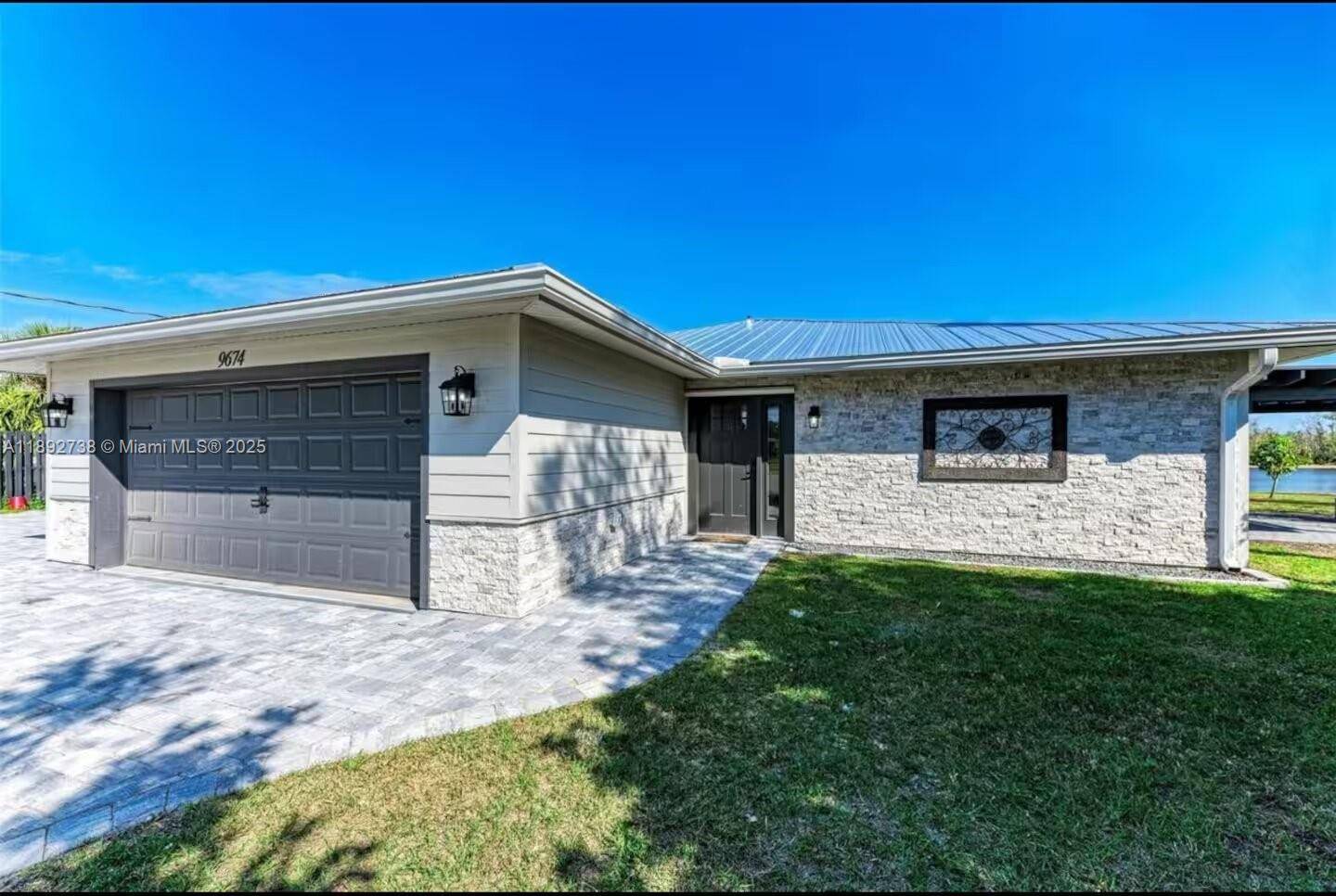 9675 SW Anchor DrOther City - In The State Of Florida - Single Family-Annual,House condo unit 9674 - picture