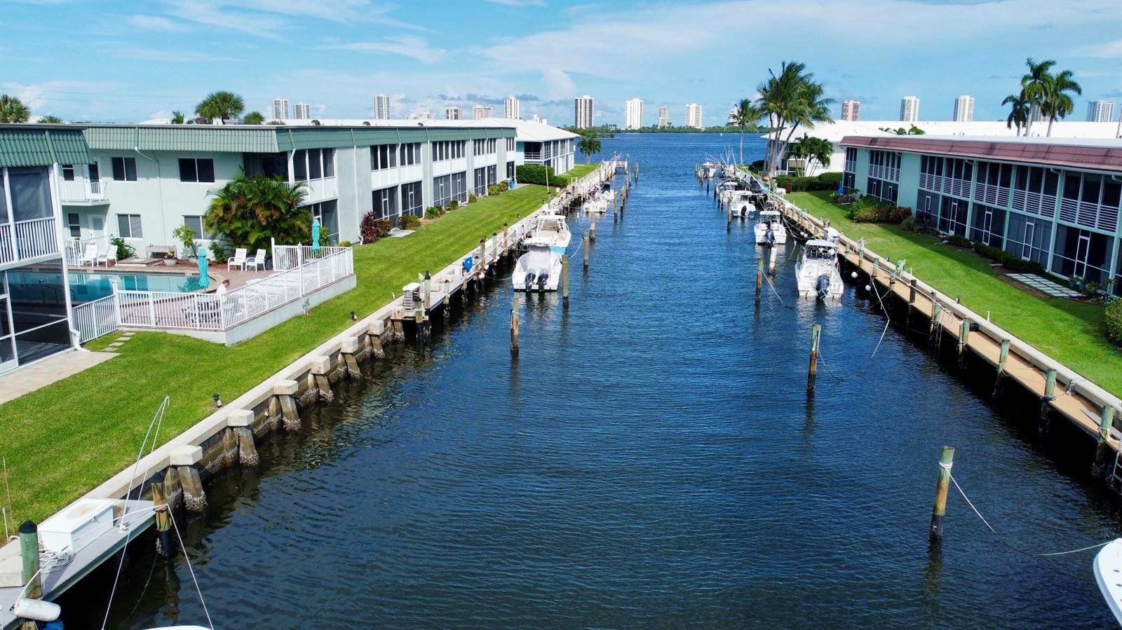 120 WettawNorth Palm Beach - Condo condo unit 210 - picture