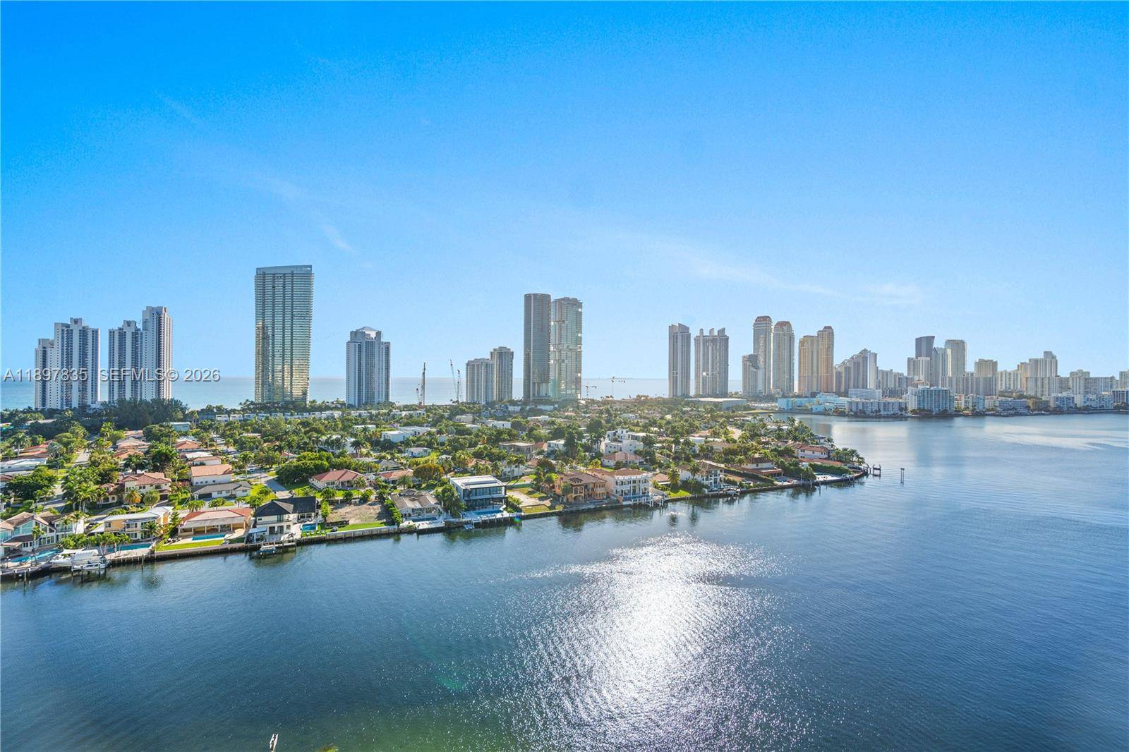 19101 NE 36th CtAventura - Condo/Co-Op/Annual,Condo condo unit 2109 - picture