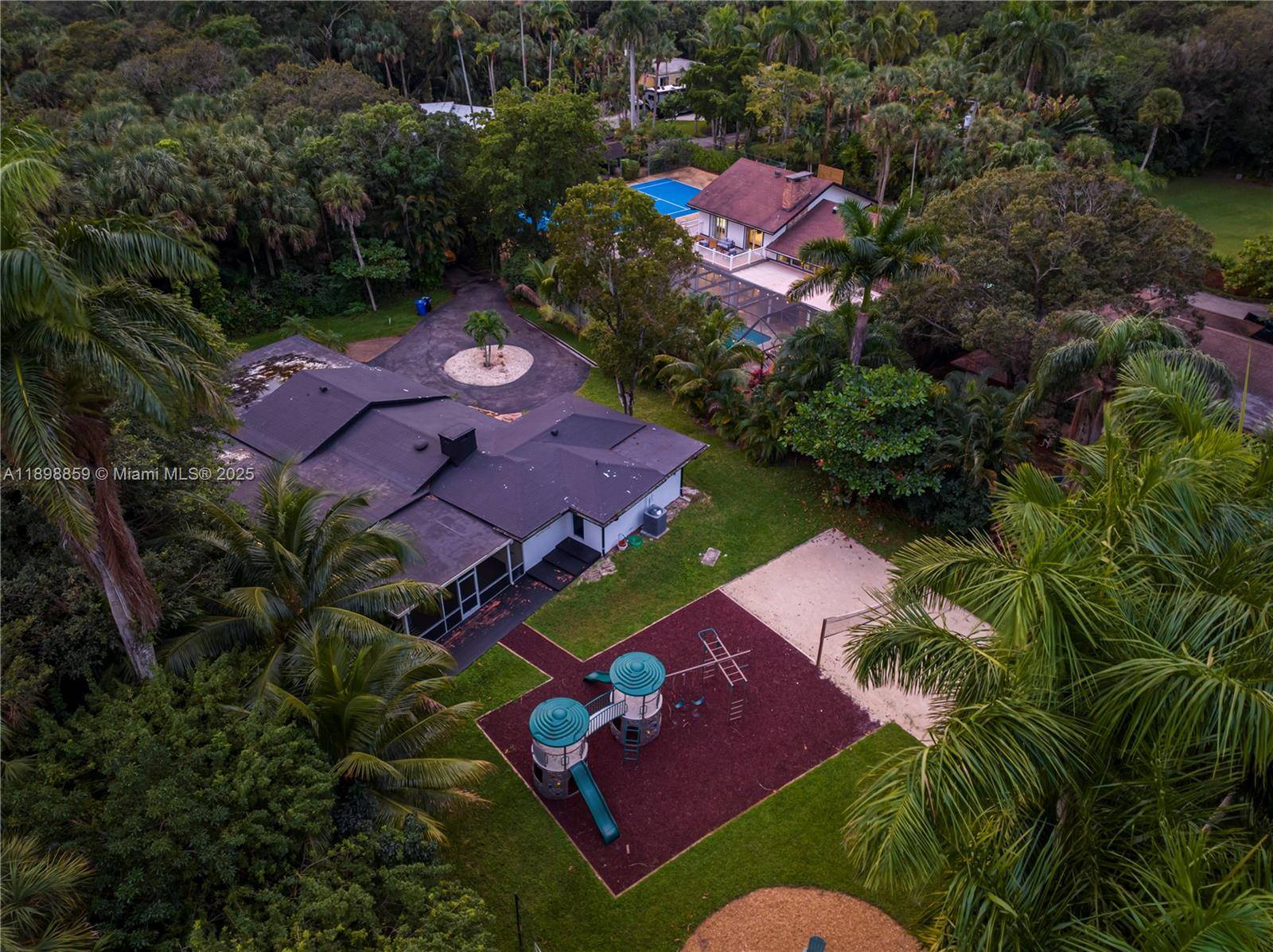 2100 SW 28th WayFort Lauderdale - picture