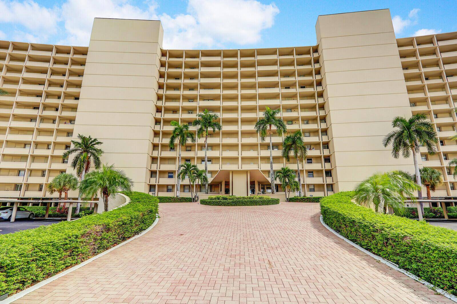 132 LakeshoreNorth Palm Beach - Condo condo unit 1117 - picture