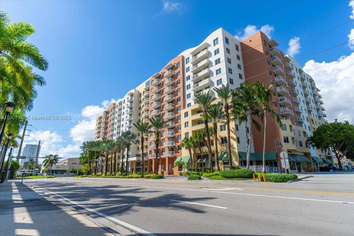 18800 NE 29th AveAventura - Condo/Co-Op/Seasonal,Condo condo unit 302 - picture