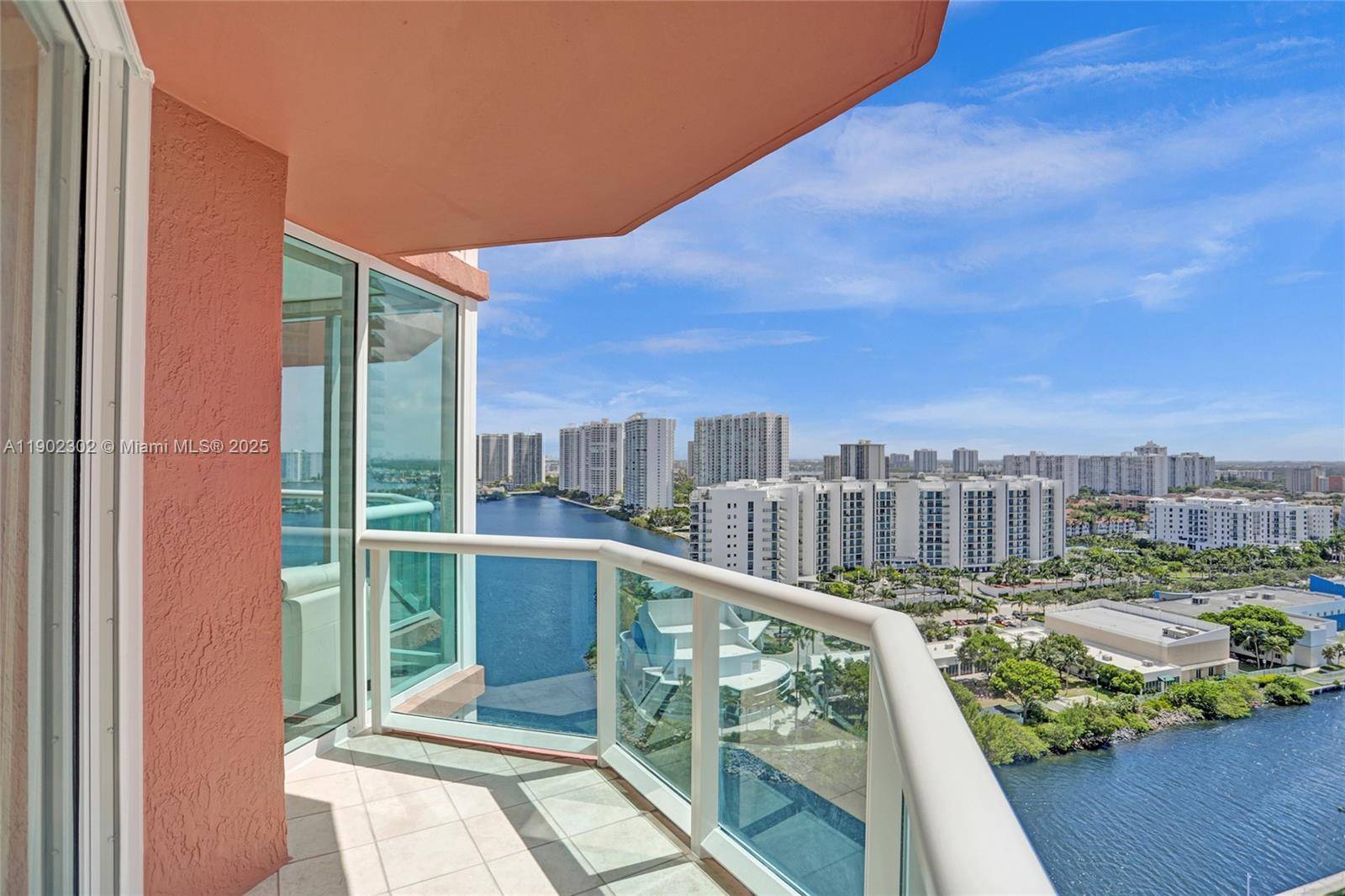 3370 Hidden Bay DrAventura - Condo 5+ Stories,Condo condo unit 2114 - picture