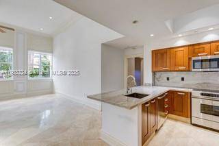 60 Edgewater DrCoral Gables - Condo 5+ Stories,Condo condo unit LE - picture
