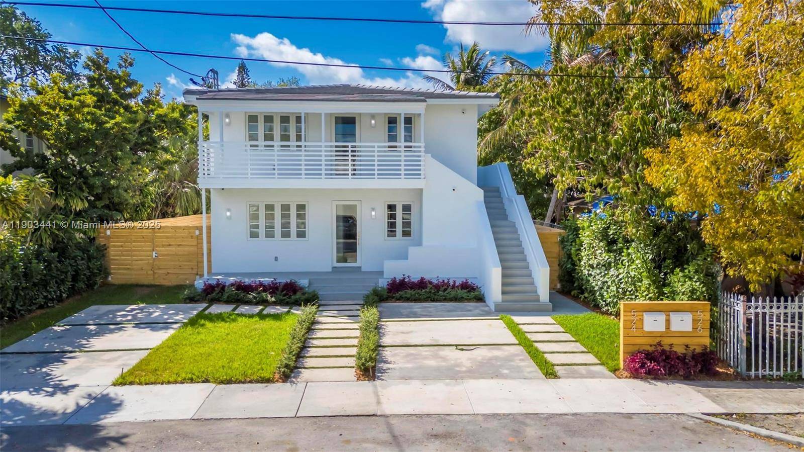 524 NE 65th StMiami - Duplex/Tri/Quad-Annual,Multi Family condo unit 1 - picture