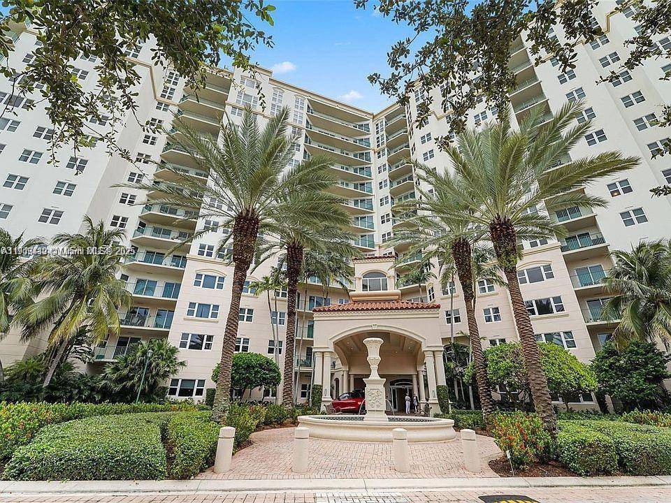19900 E Country Club DrAventura - Condo 5+ Stories,Condo condo unit 318 - picture