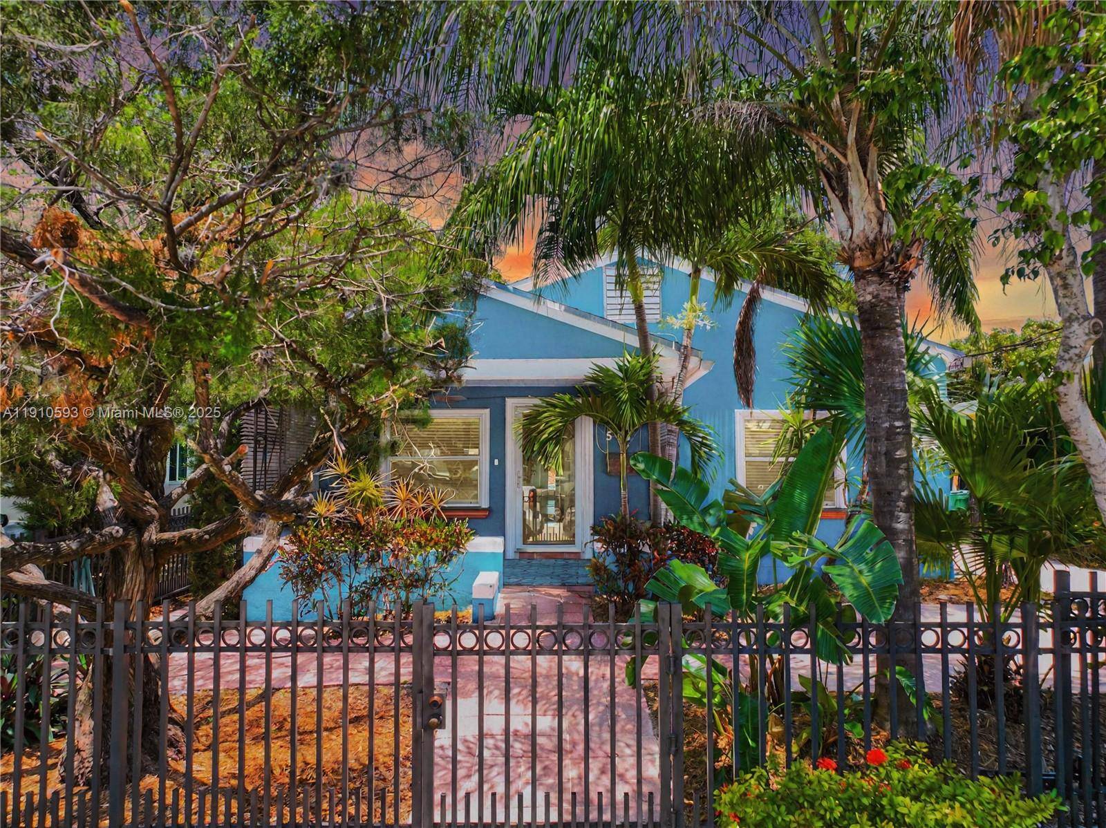 561 NW 53rd StMiami - picture