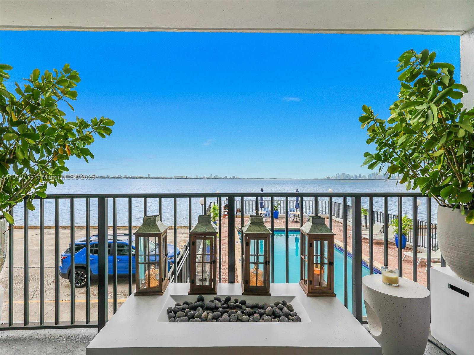 1820 S Treasure DrNorth Bay Village - Condo 1-4 Stories,Condo condo unit 203D - picture