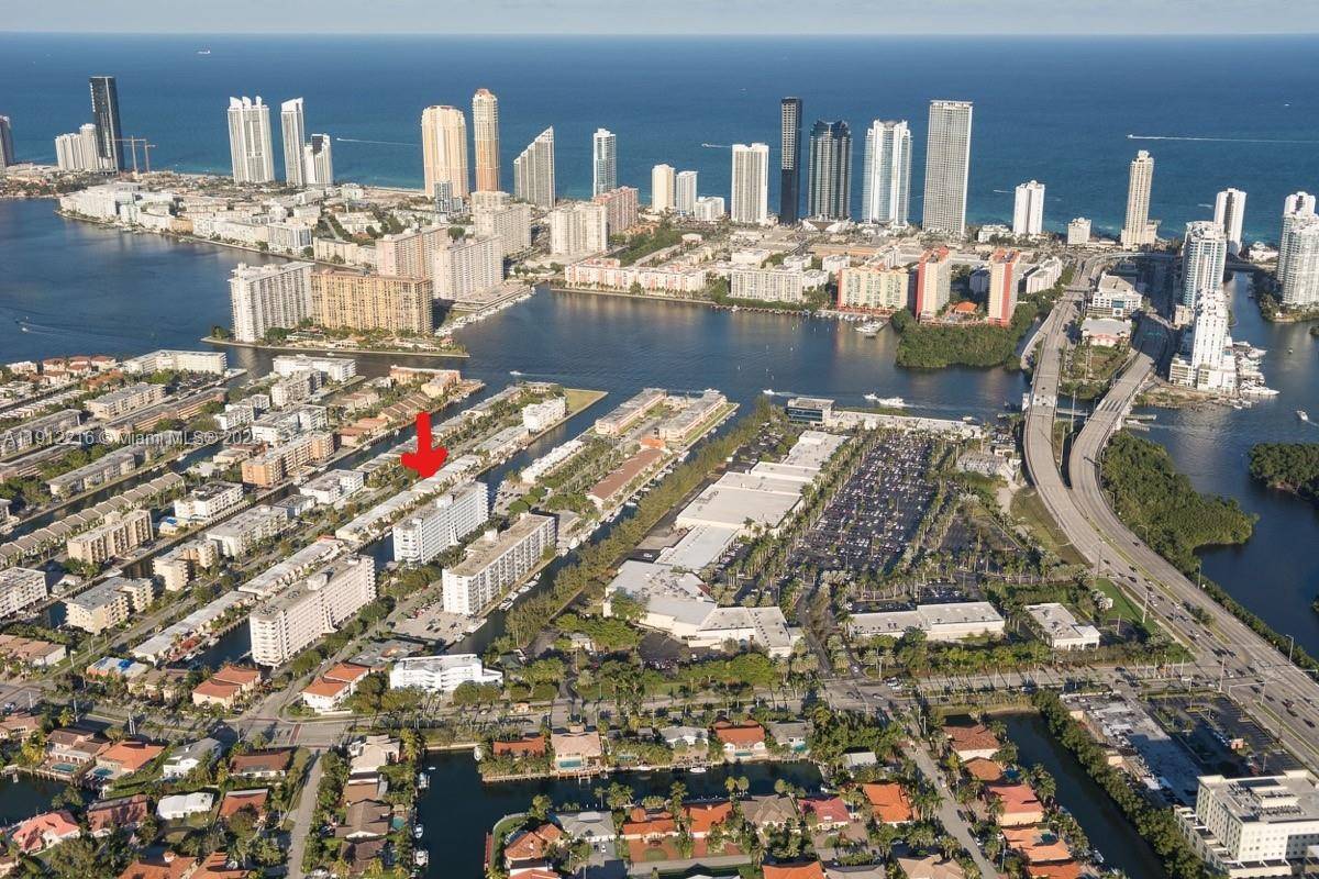 3703 NE 166th StNorth Miami Beach - Condo/Co-Op/Annual,Condo condo unit 401 - picture