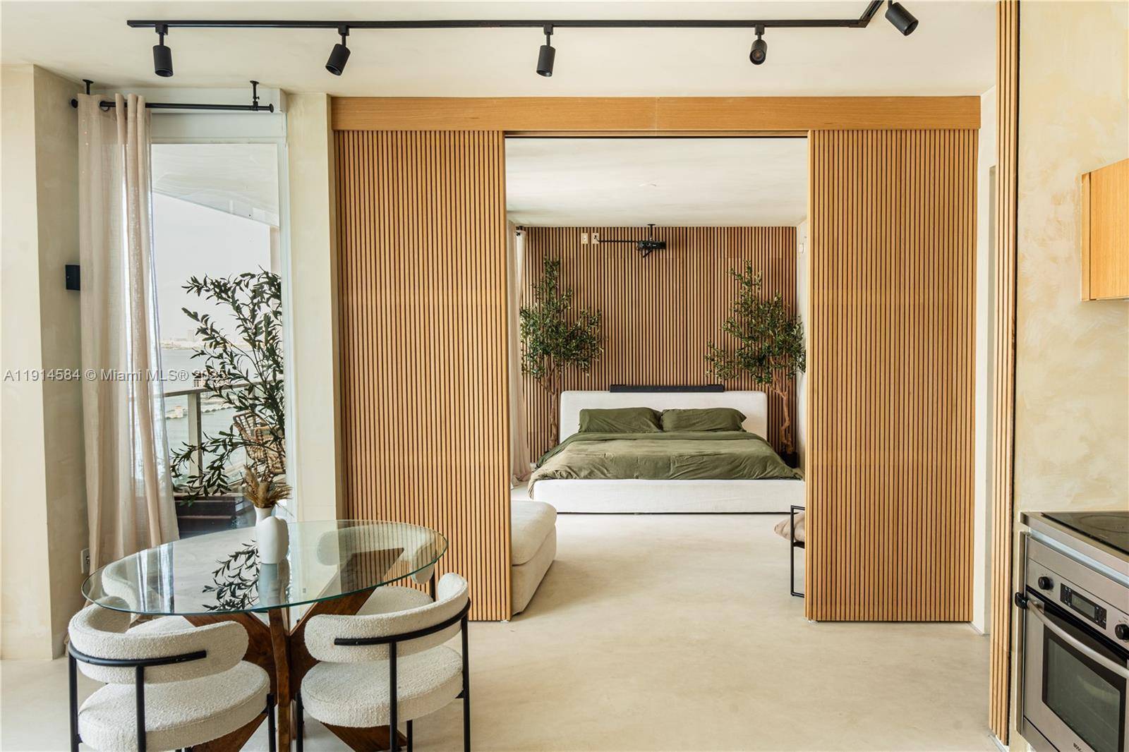 1040 Biscayne BlvdMiami - Condo 5+ Stories,Condo condo unit 2905 - picture