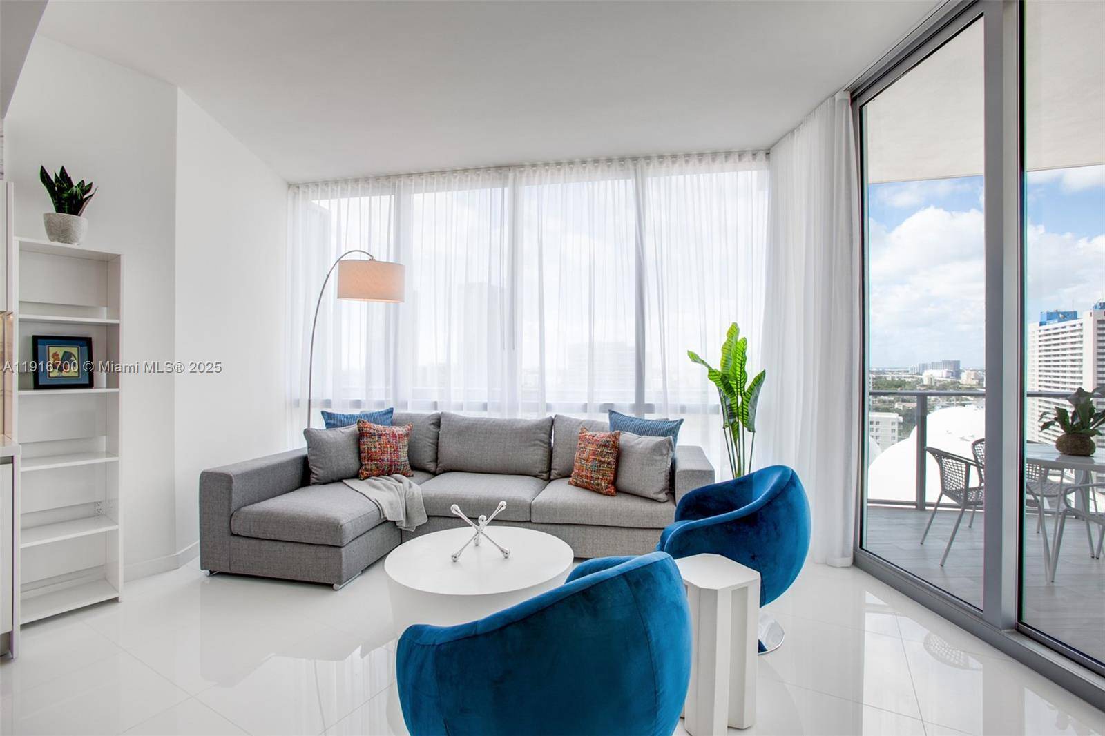 851 NE 1ST AveMiami - Condo 5+ Stories,Condo condo unit 1810 - picture