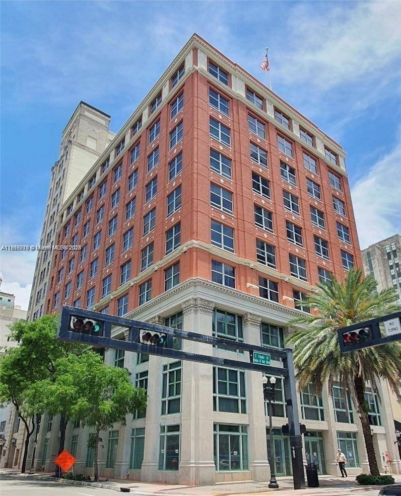 111 E Flagler StMiami - Condo 5+ Stories,Condo condo unit 507 - picture