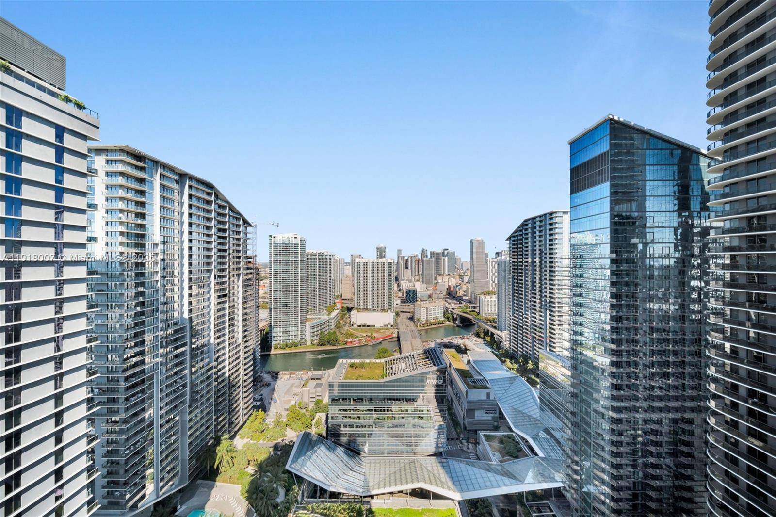 45 SW 9th StMiami - Condo 5+ Stories,Condo condo unit 3909 - picture