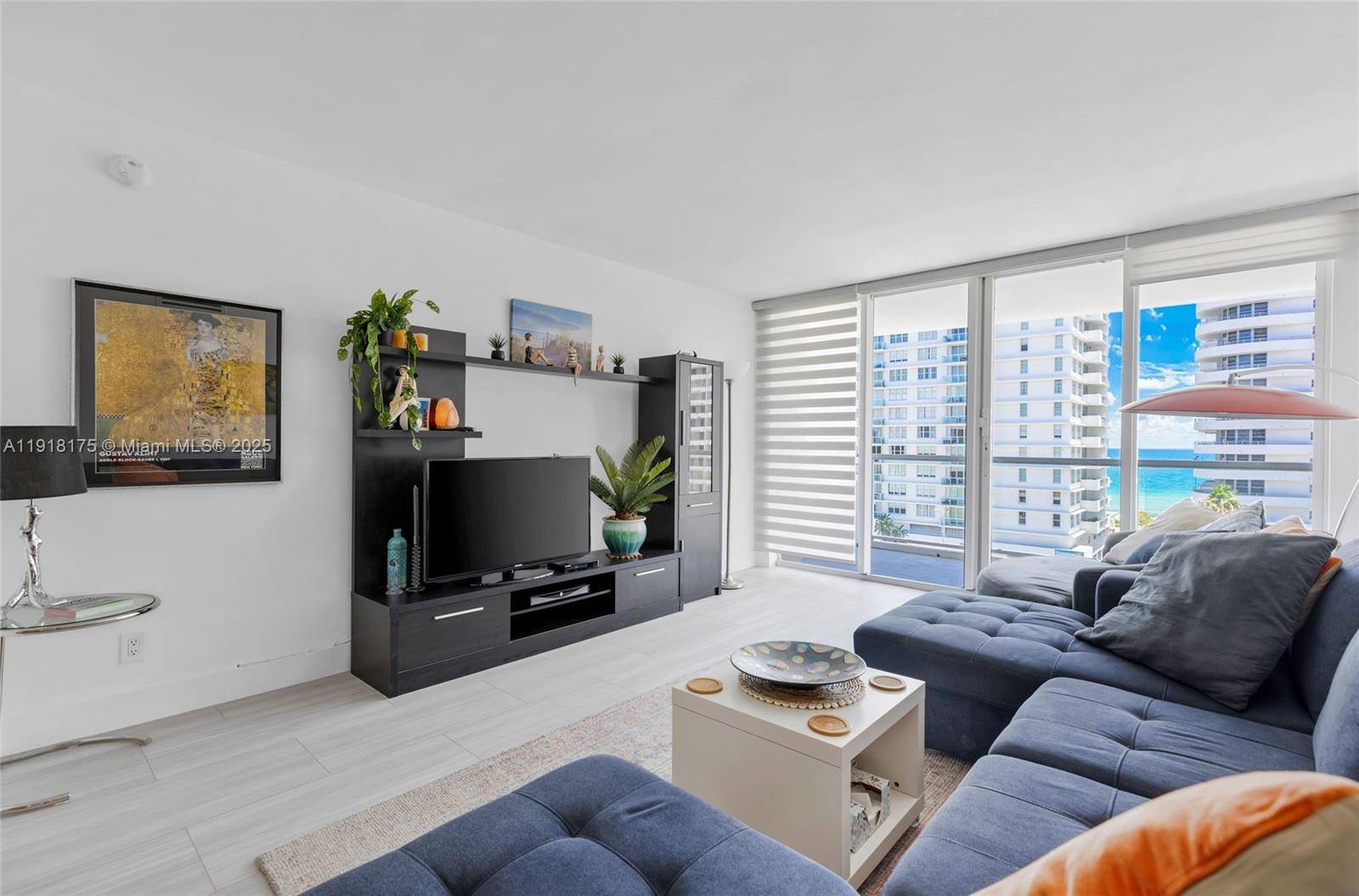 5600 Collins AveMiami Beach - Condo/Co-Op/Annual,Condo condo unit 8Y - picture