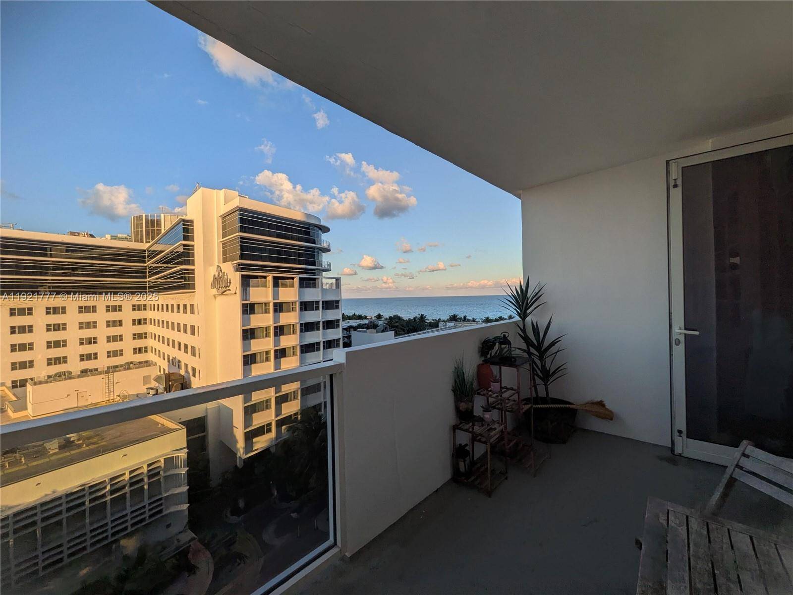 100 Lincoln RdMiami Beach - Condo 5+ Stories,Condo condo unit 904 - picture