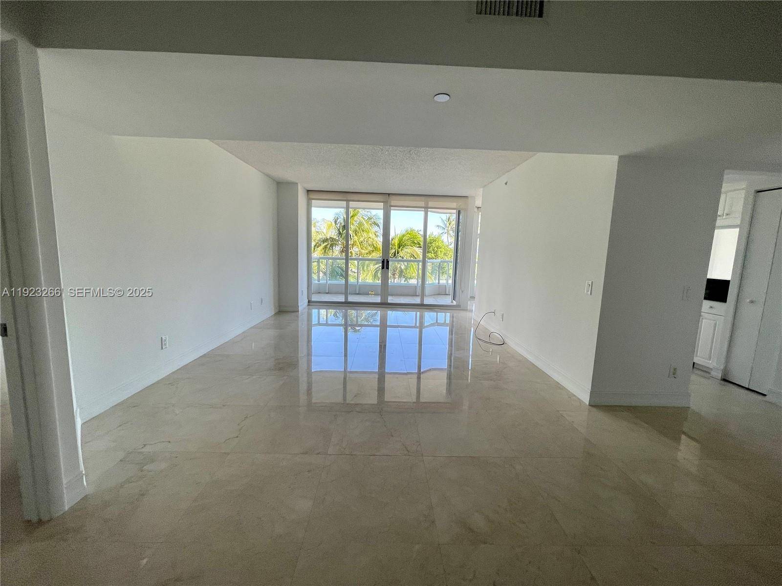 21055 Yacht Club DrAventura - Condo/Co-Op/Annual,Condo condo unit 610 - picture