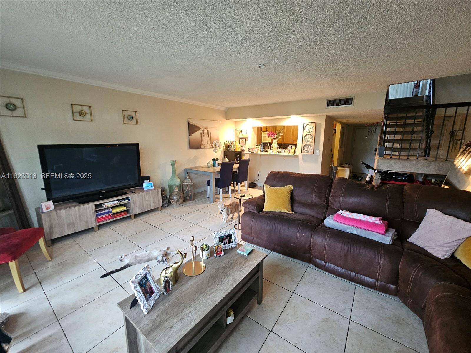8401 W Sample RdCoral Springs - Townhouse,Condo condo unit 10 - picture