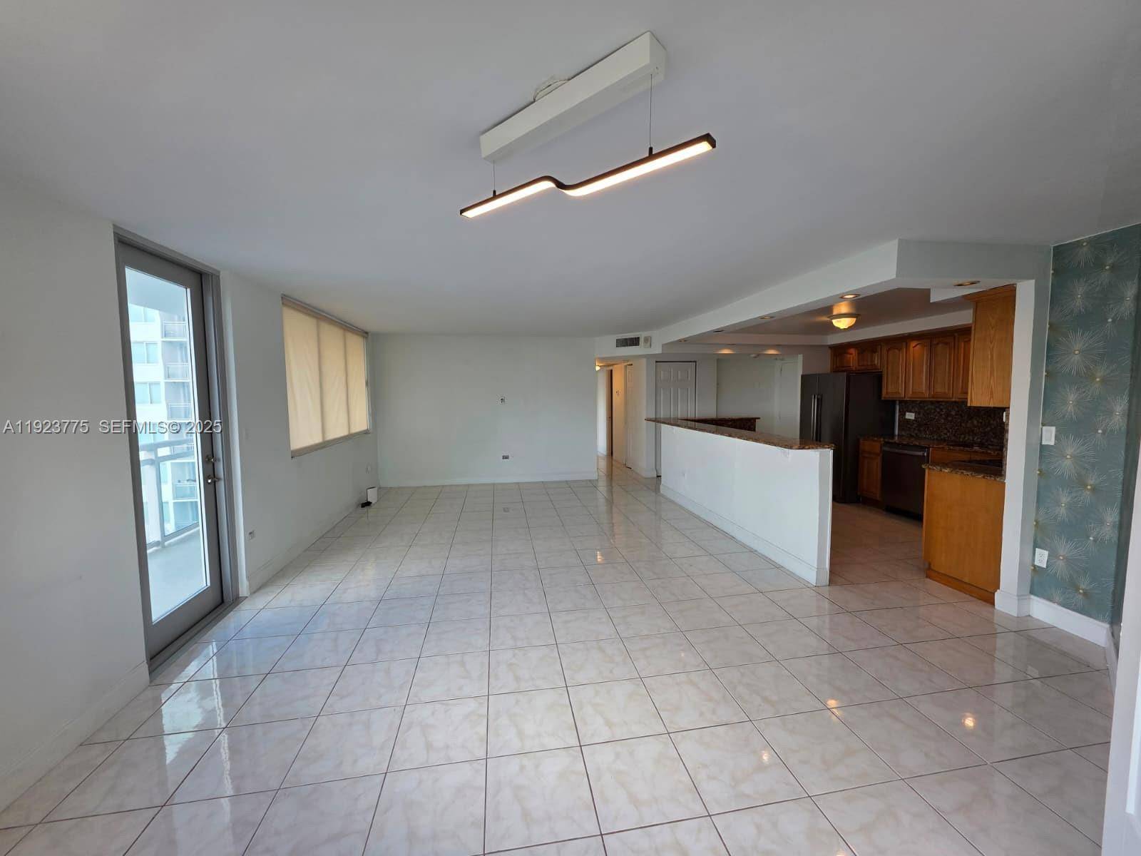 7135 Collins AveMiami Beach - Condo/Co-Op/Annual,Condo condo unit 725 - picture