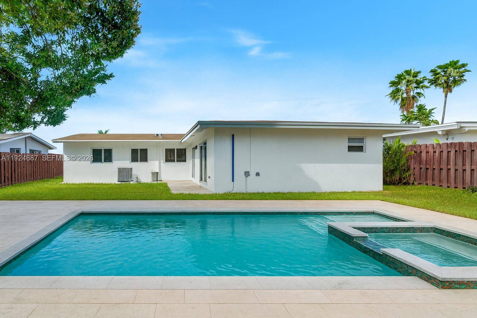 1520 NE 14th TerFort Lauderdale - Single Family-Annual,House condo unit . - picture
