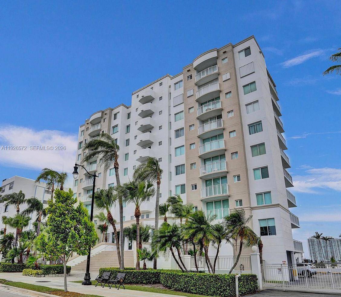 18000 N Bay RdSunny Isles Beach - Condo 5+ Stories,Condo condo unit 603 - picture