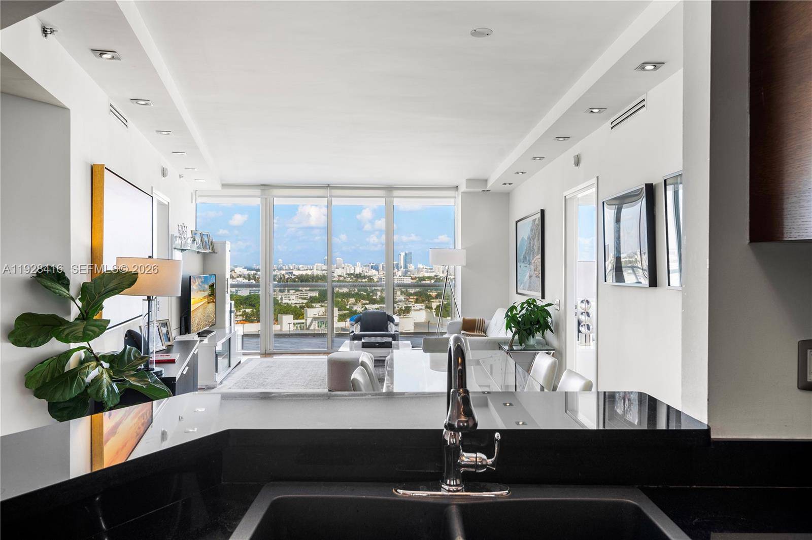 450 Alton RdMiami Beach - Condo/Co-Op/Annual,Condo condo unit 1610 - picture