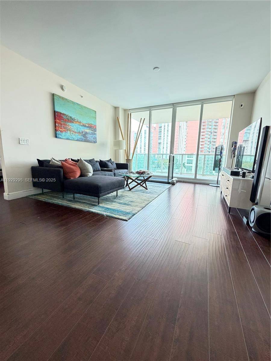 3340 NE 190th StAventura - Condo/Co-Op/Annual,Condo condo unit 608 - picture