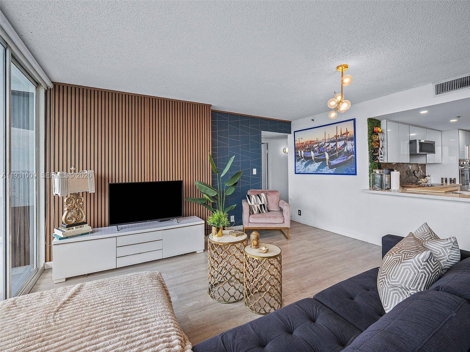 7601 E Treasure DrNorth Bay Village - Condo 5+ Stories,Condo condo unit 711 - picture