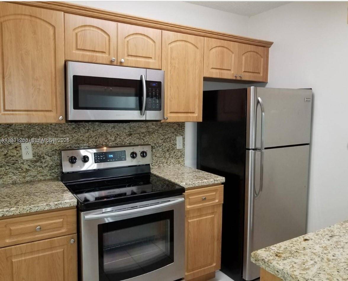 7141 SW 129th AveMiami - Condo 1-4 Stories,Condo condo unit 4 - picture