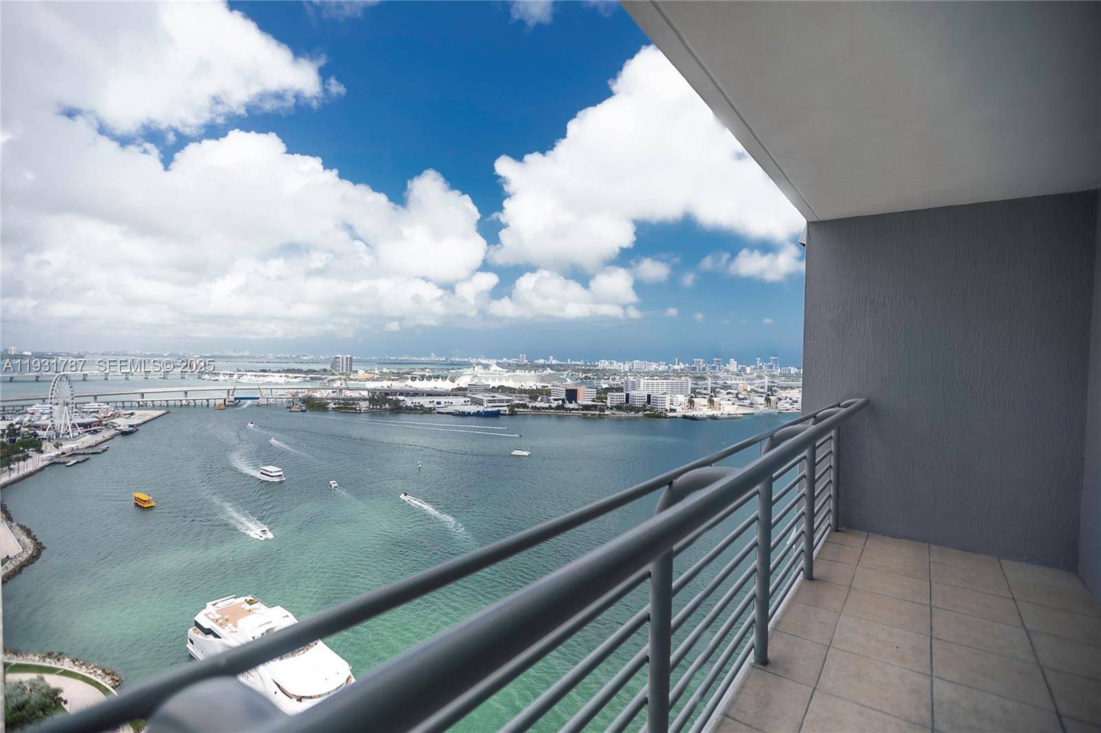 335 S Biscayne BlvdMiami - Condo 5+ Stories,Condo condo unit 2710 - picture