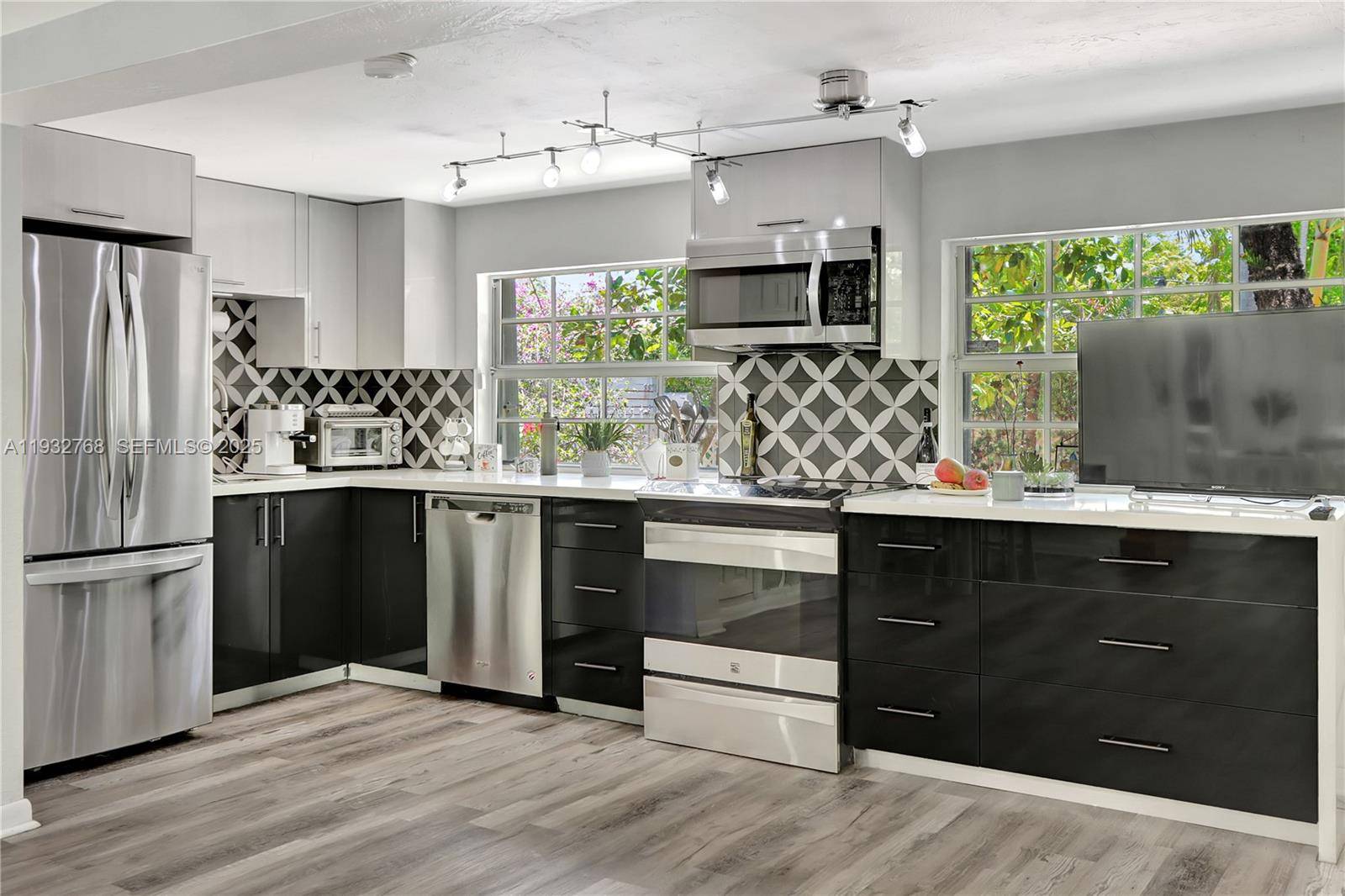 3375 SW 29th TerMiami - Single Family-Annual,House condo unit 1 - picture