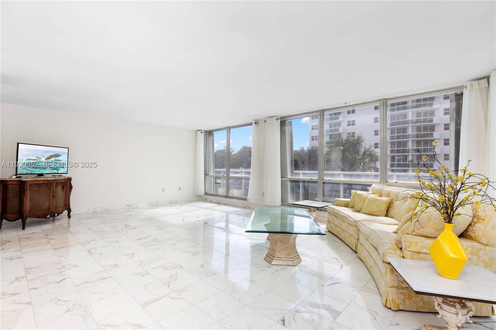 2751 S Ocean DrHollywood - Condo/Co-Op/Annual,Condo condo unit 208S - picture