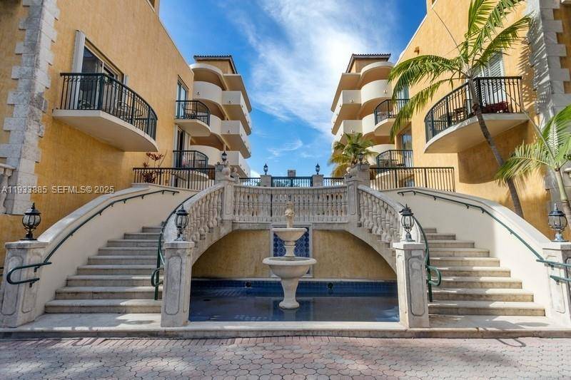 8888 Collins AveSurfside - Condo/Co-Op/Annual,Condo condo unit 115 - picture