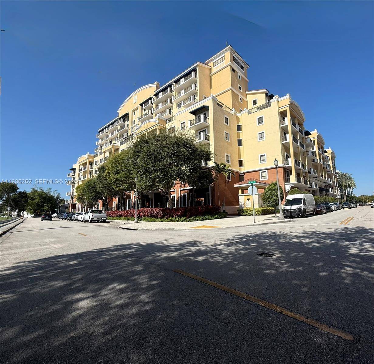 8395 SW 73rd AveMiami - Condo/Co-Op/Annual,Condo condo unit 417 - picture