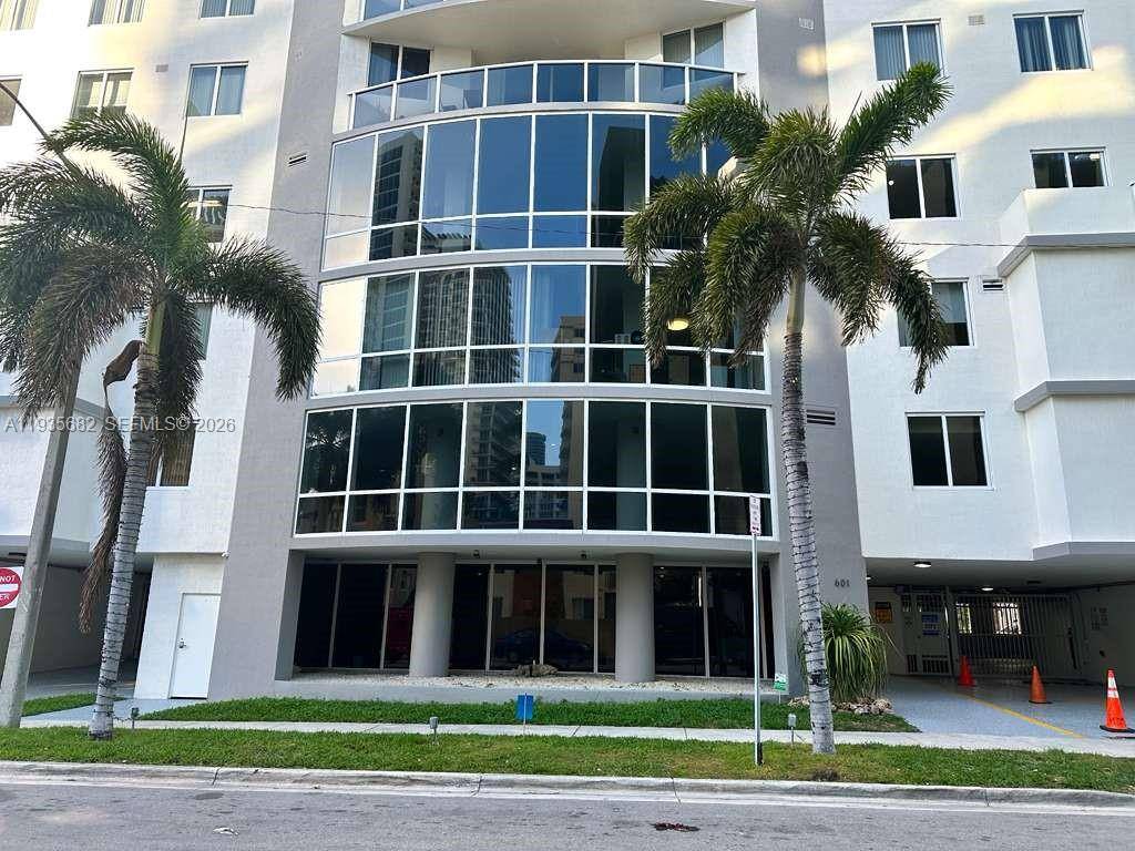 601 NE 23rd StMiami - Condo/Co-Op/Annual,Condo condo unit 706 - picture