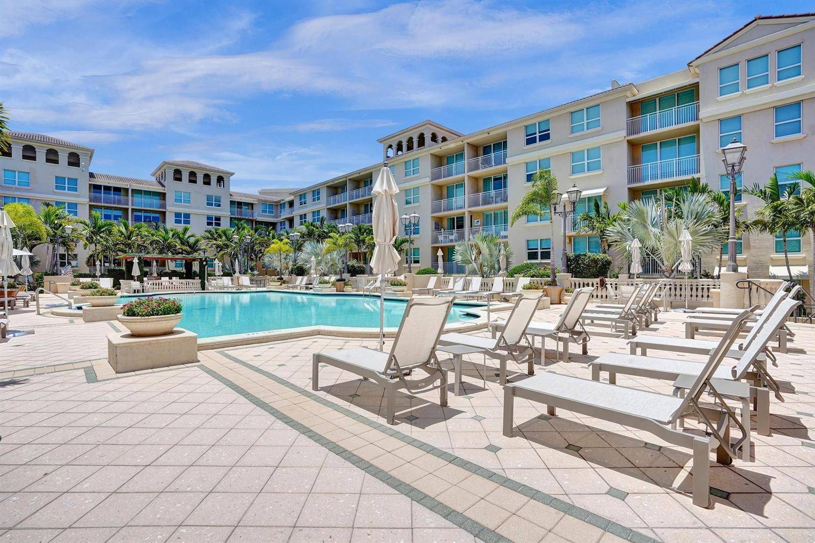 99 SE MiznerBoca Raton - Condo condo unit Ph 40 - picture