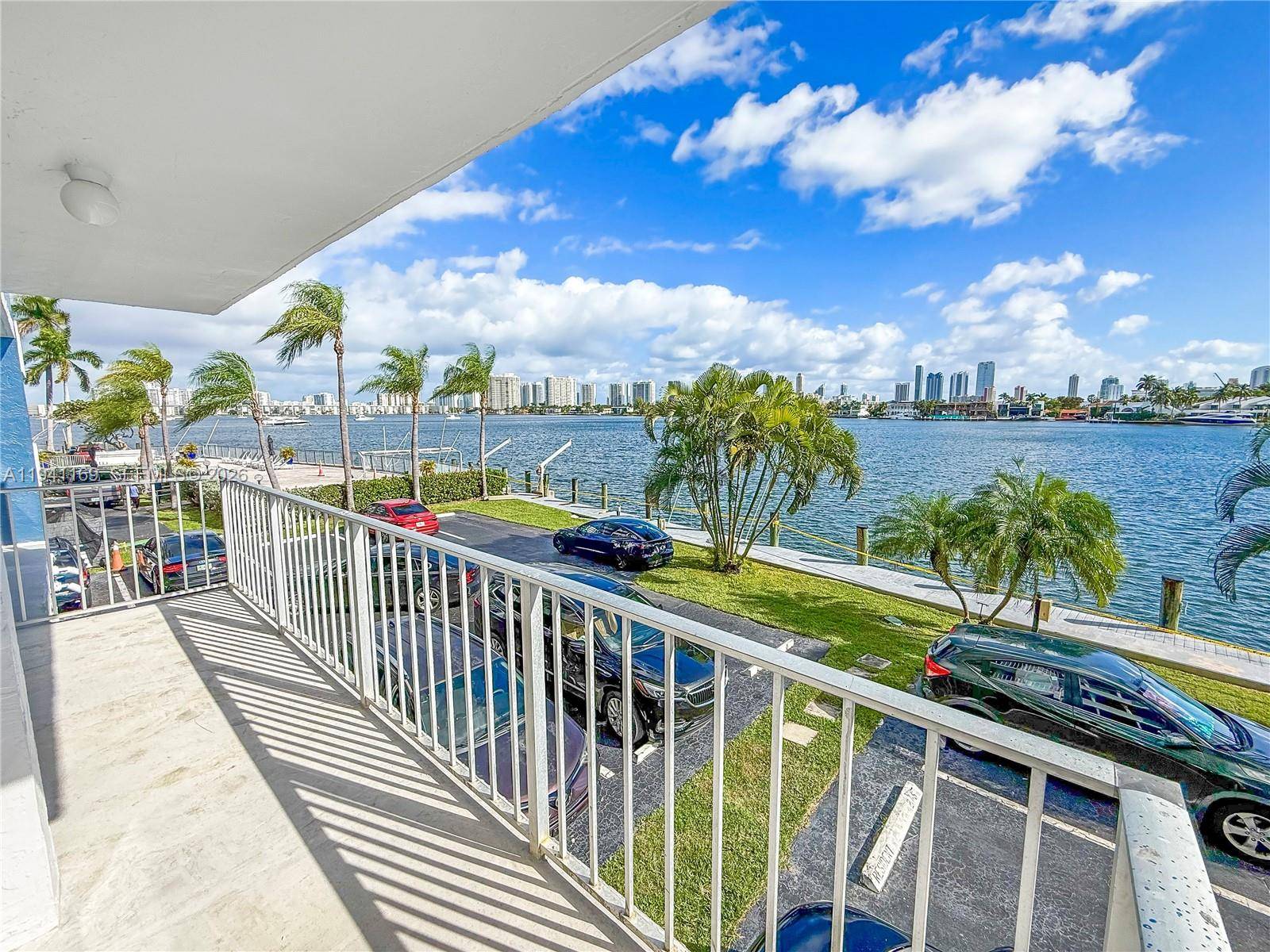 16570 NE 26th AveNorth Miami Beach - Condo 5+ Stories,Condo condo unit 2J - picture