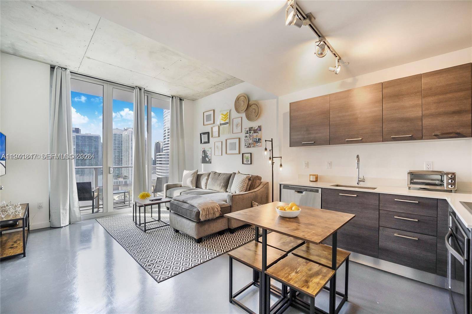 151 SE 1st StMiami - Condo/Co-Op/Annual,Condo condo unit 2109 - picture