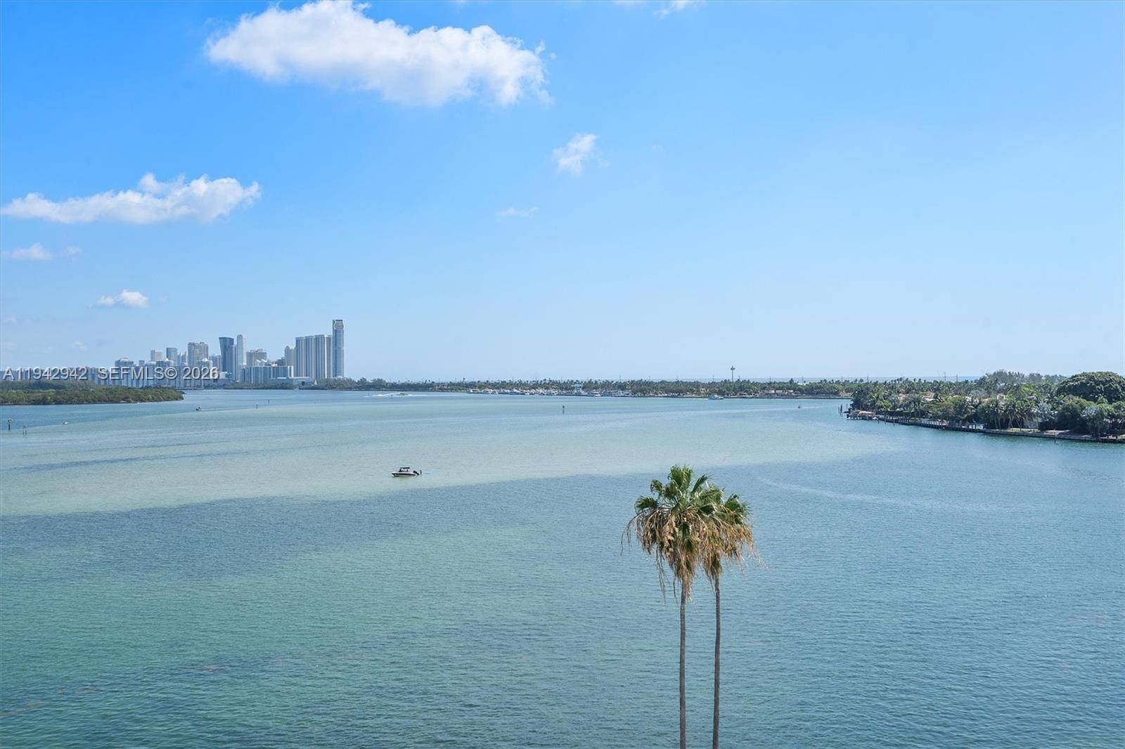 10350 W Bay Harbor DrBay Harbor Islands - Condo/Co-Op/Annual,Condo condo unit 8E - picture