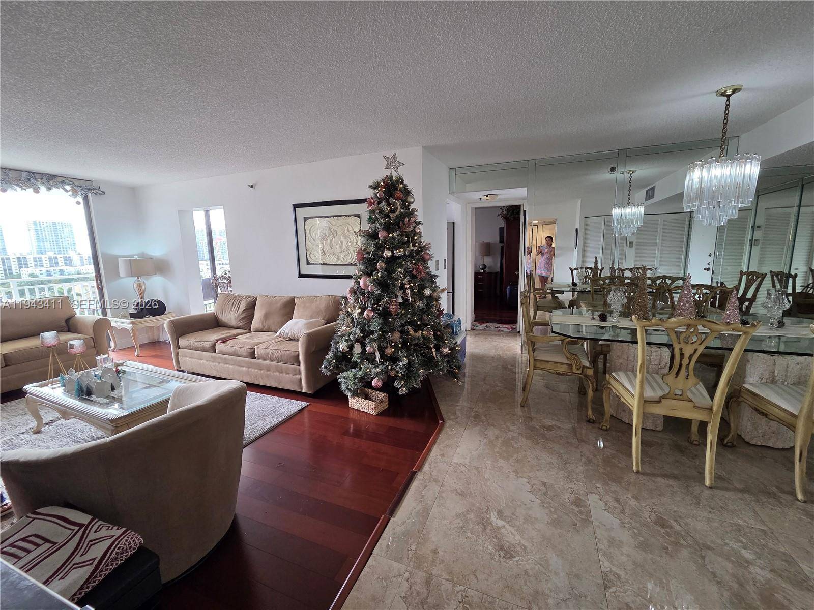 210 174th StSunny Isles Beach - Condo/Co-Op/Annual,Condo condo unit 1008 - picture