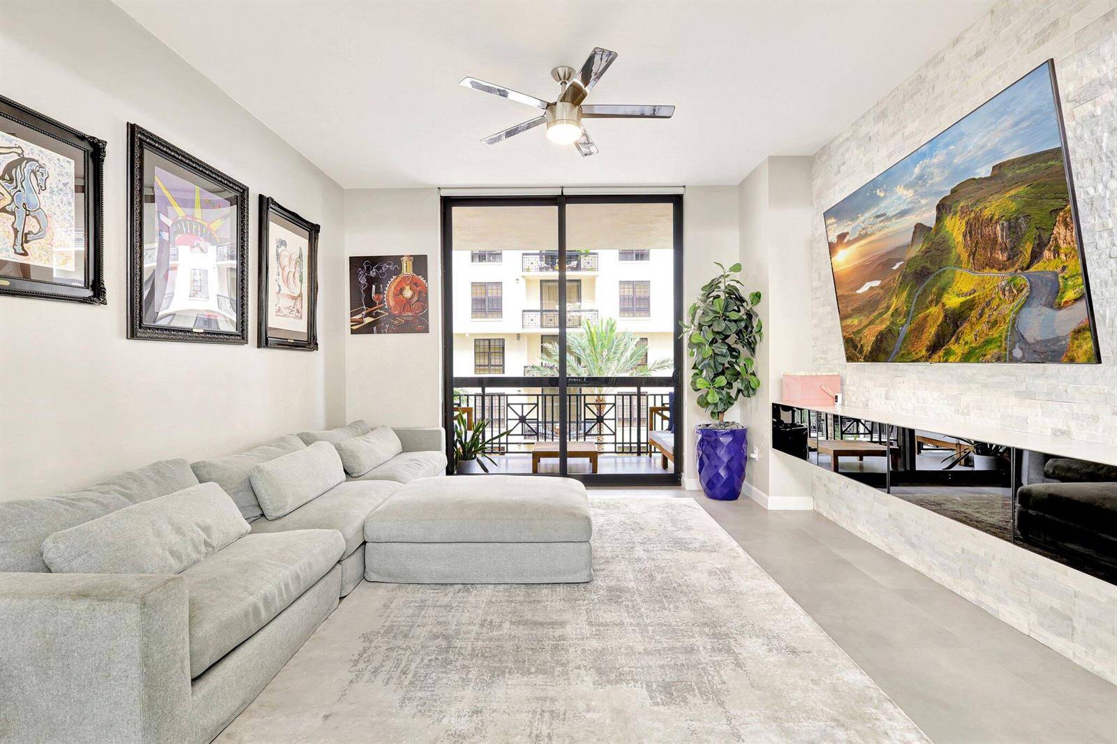 801 S OliveWest Palm Beach - Condo condo unit 1018 - picture