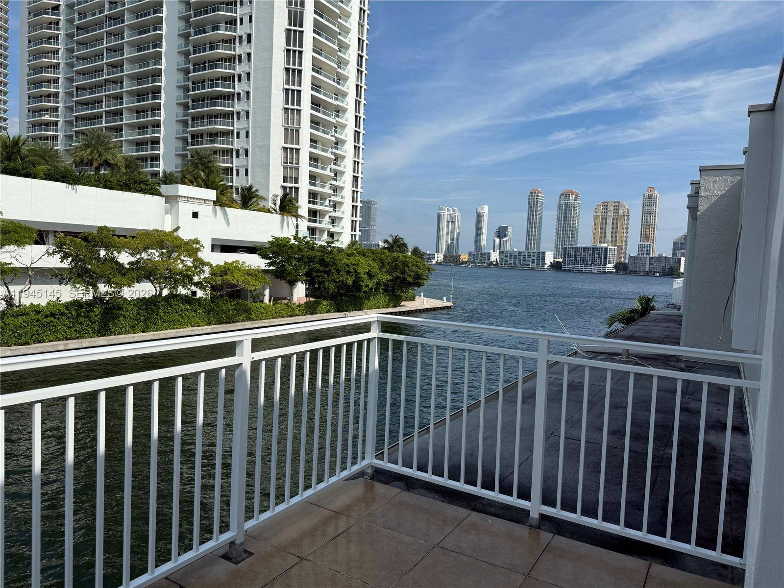 3745 NE 171st StNorth Miami Beach - Townhouse,Condo condo unit 40 - picture