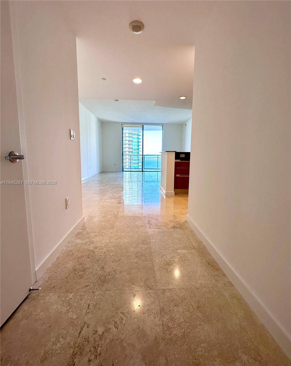 1060 Brickell AveMiami - Condo/Co-Op/Annual,Condo condo unit 2905 - picture