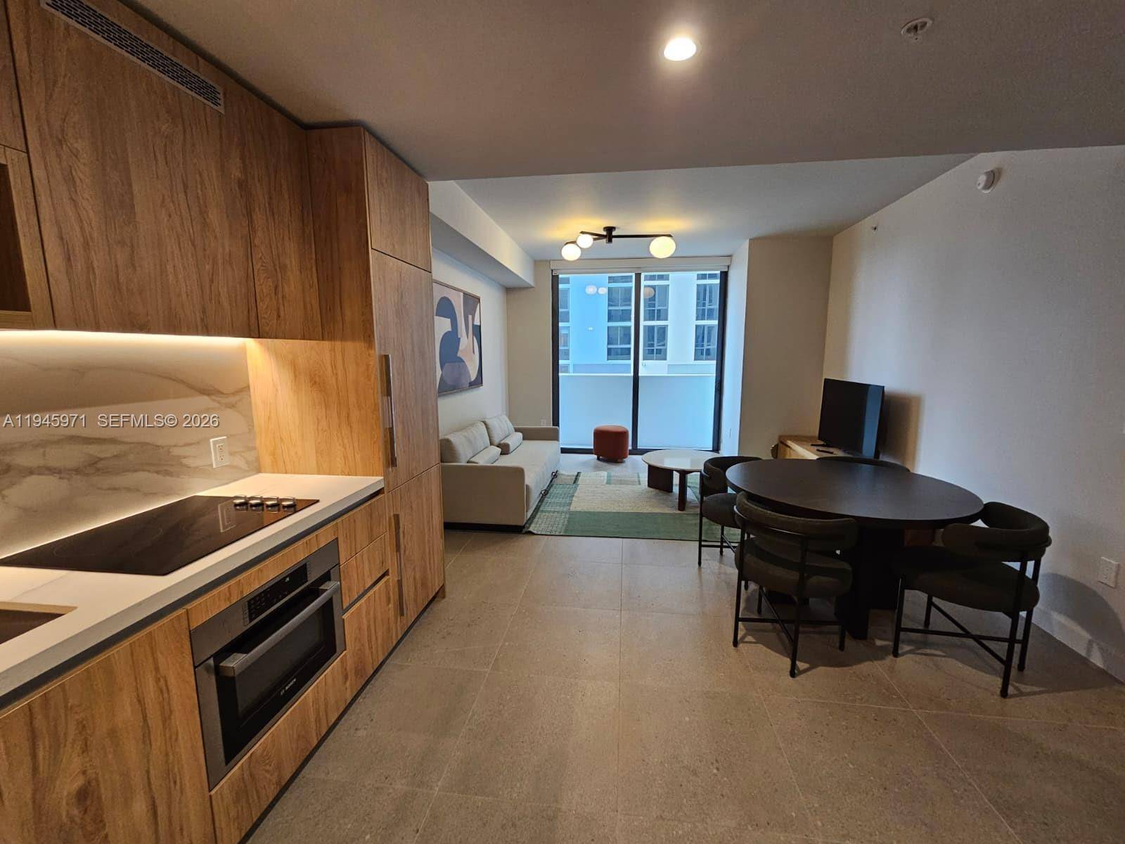 11 NE 6th StMiami - Condo/Co-Op/Annual,Condo condo unit 211 - picture