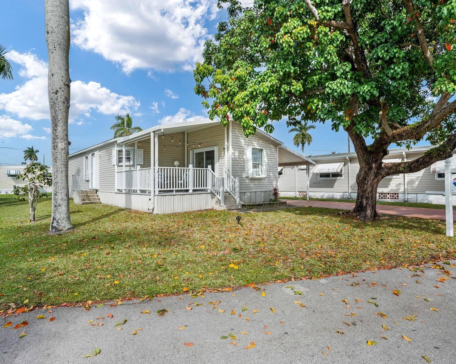 8531 SW 20thDavie - picture