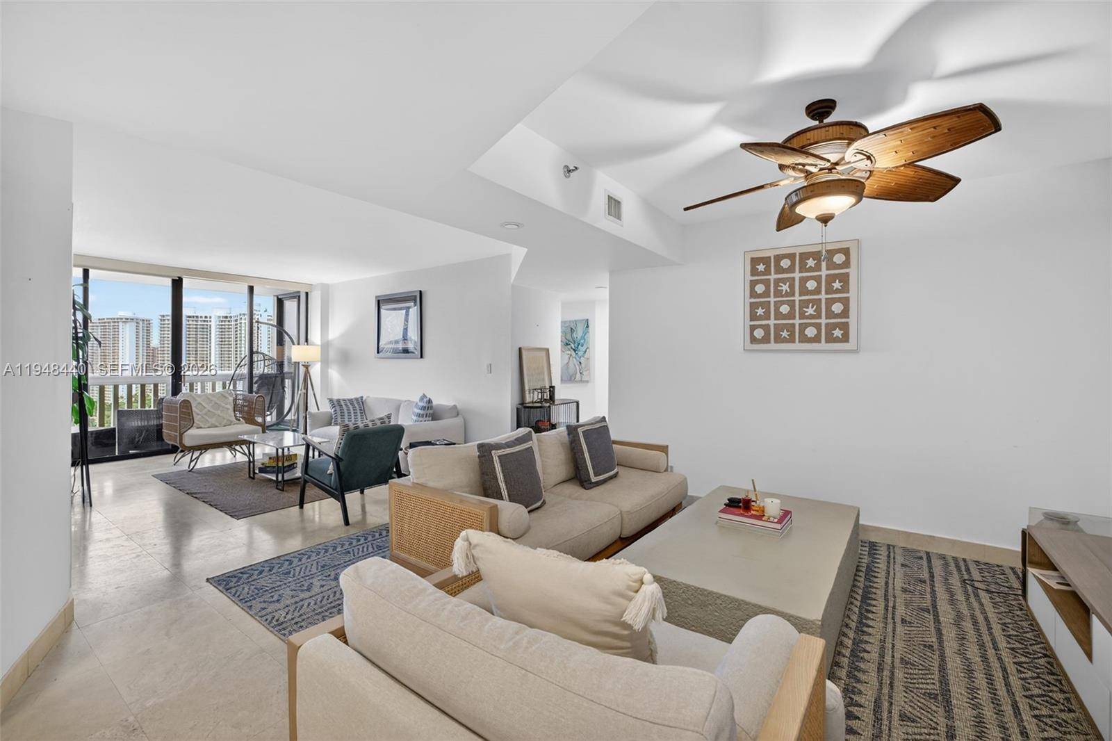 1000 Island BlvdAventura - Condo 5+ Stories,Condo condo unit 2105 - picture