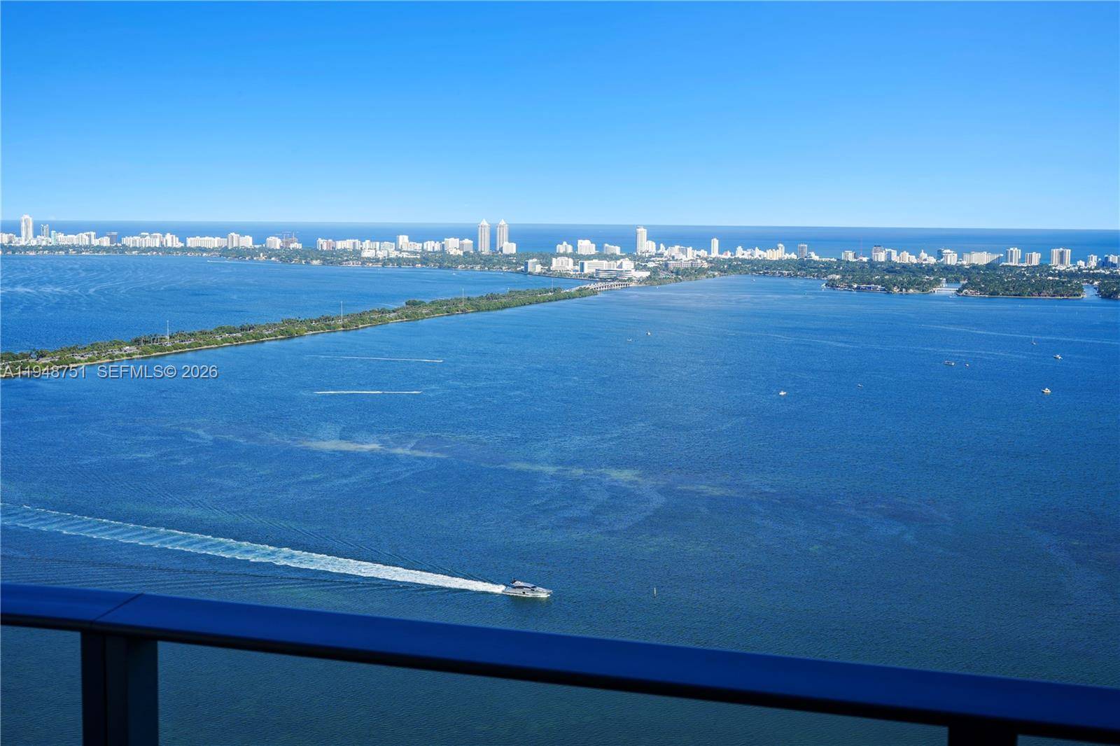 700 NE 24Miami - Condo/Co-Op/Annual,Condo condo unit PH5801 - picture