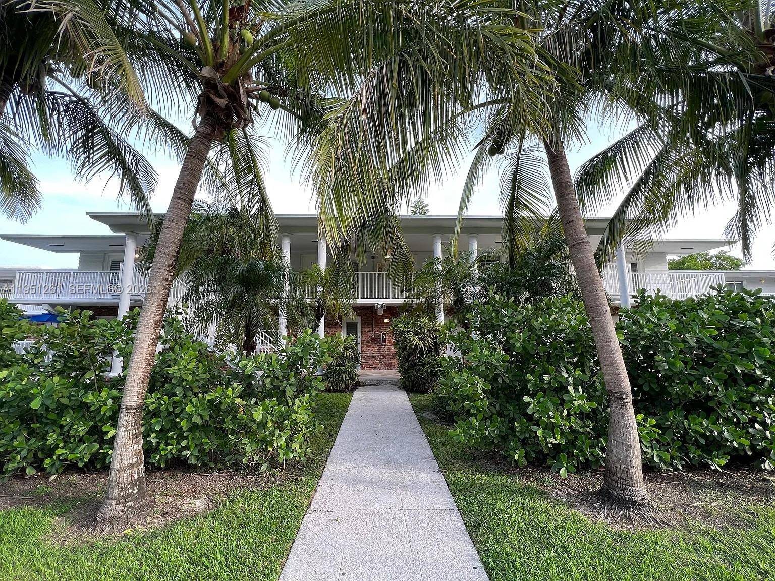 100 Sunrise DrKey Biscayne - Condo 1-4 Stories,Condo condo unit 5 - picture