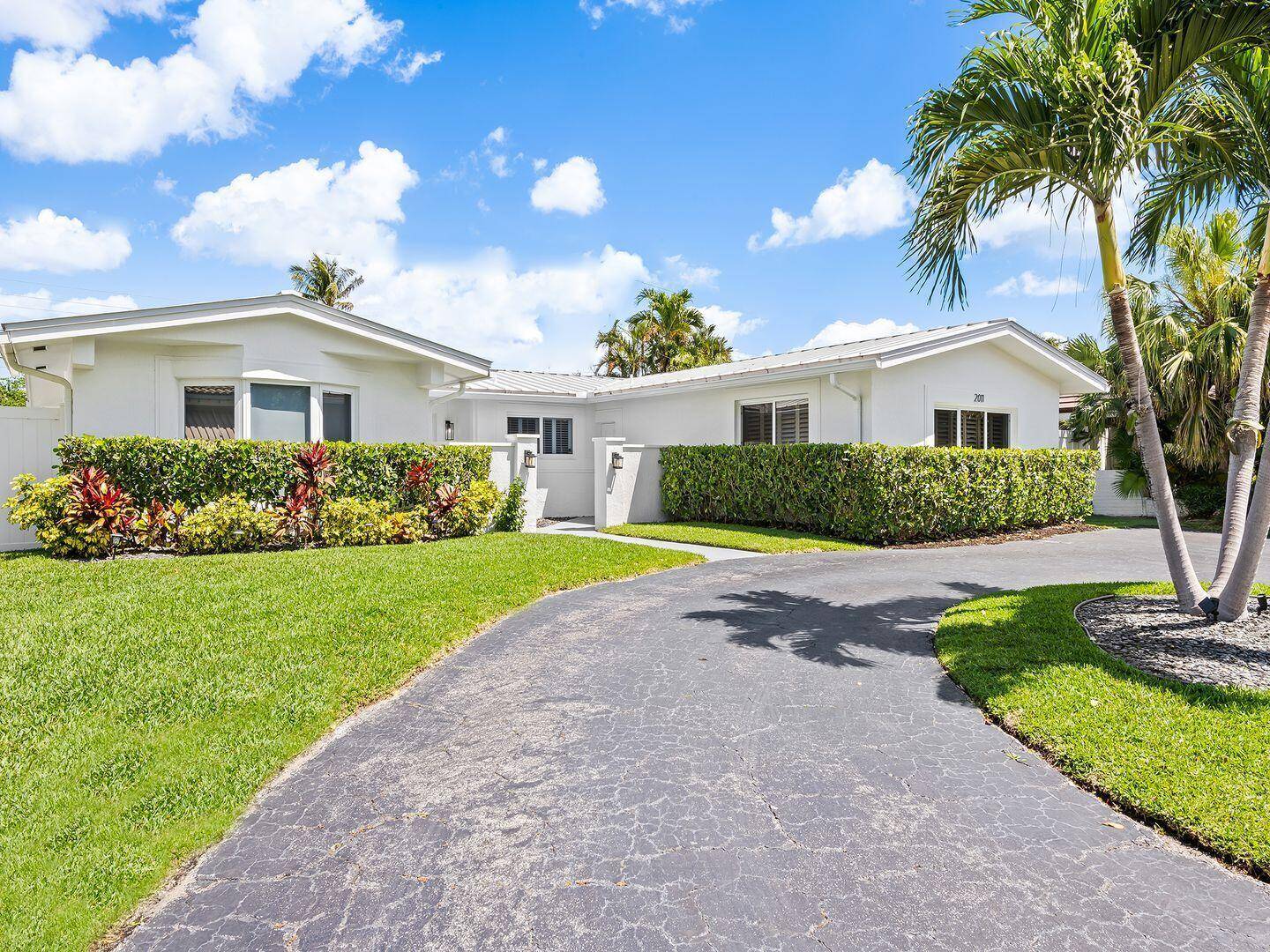 2011 NE 60thFort Lauderdale - picture