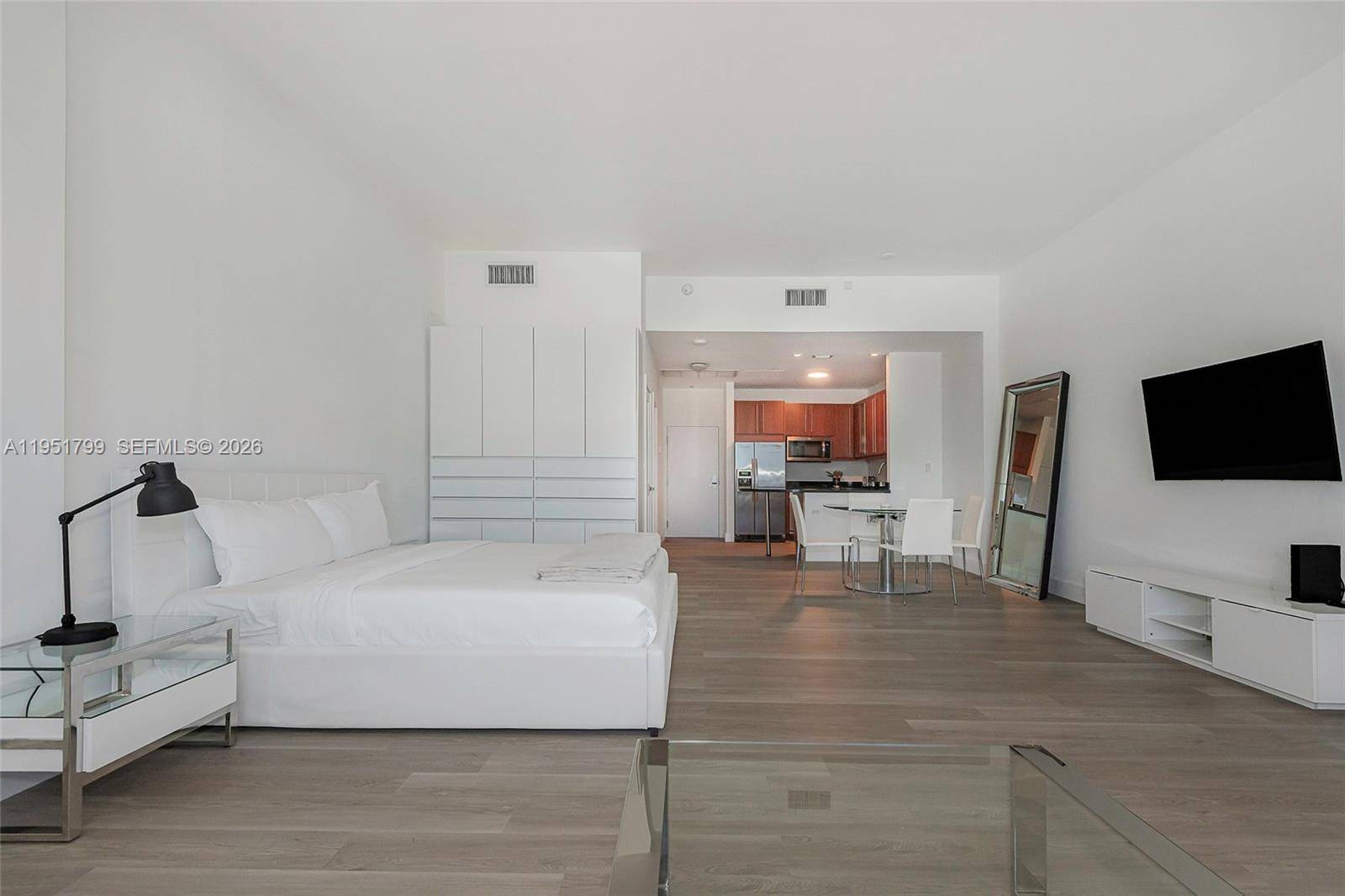 2301 Collins AveMiami Beach - Condo/Co-Op/Seasonal,Co-Op condo unit 1636 - picture
