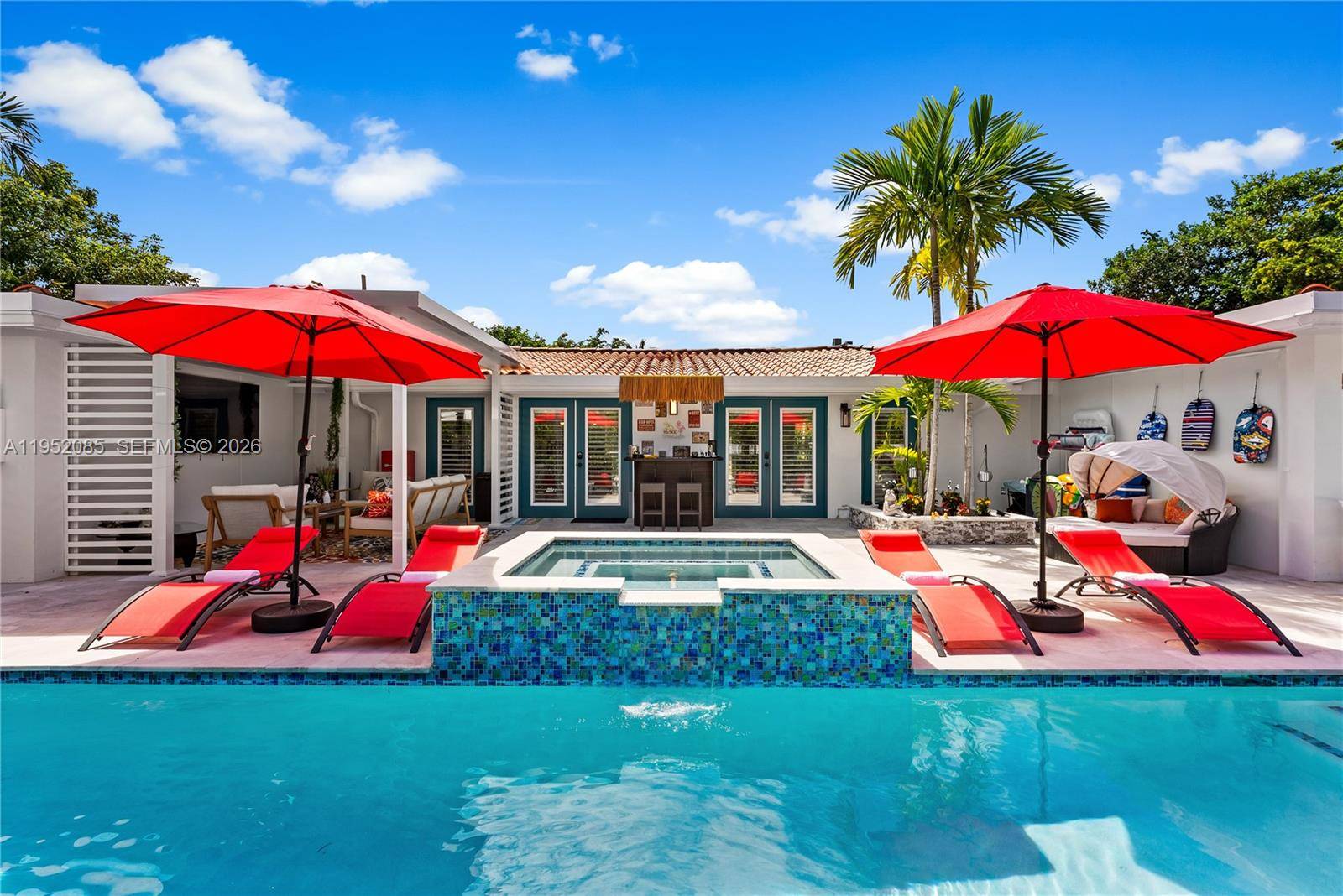 2600 NE 15th StFort Lauderdale - picture